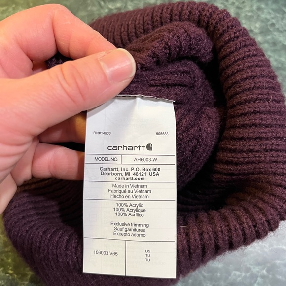 Carhartt Women’s Maroon Knit Pom-Pom Hat - Picture 3 of 4